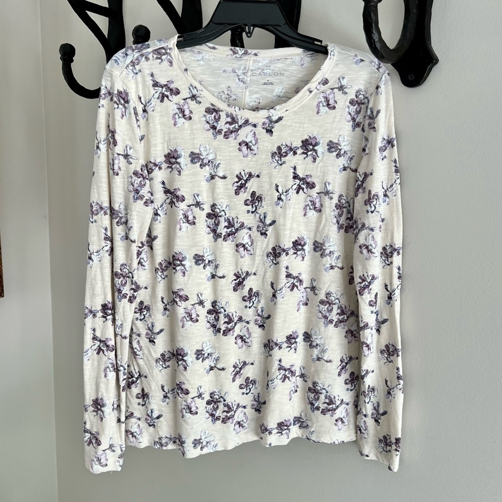 Caslon Long Sleeved Floral T-Shirt Medium